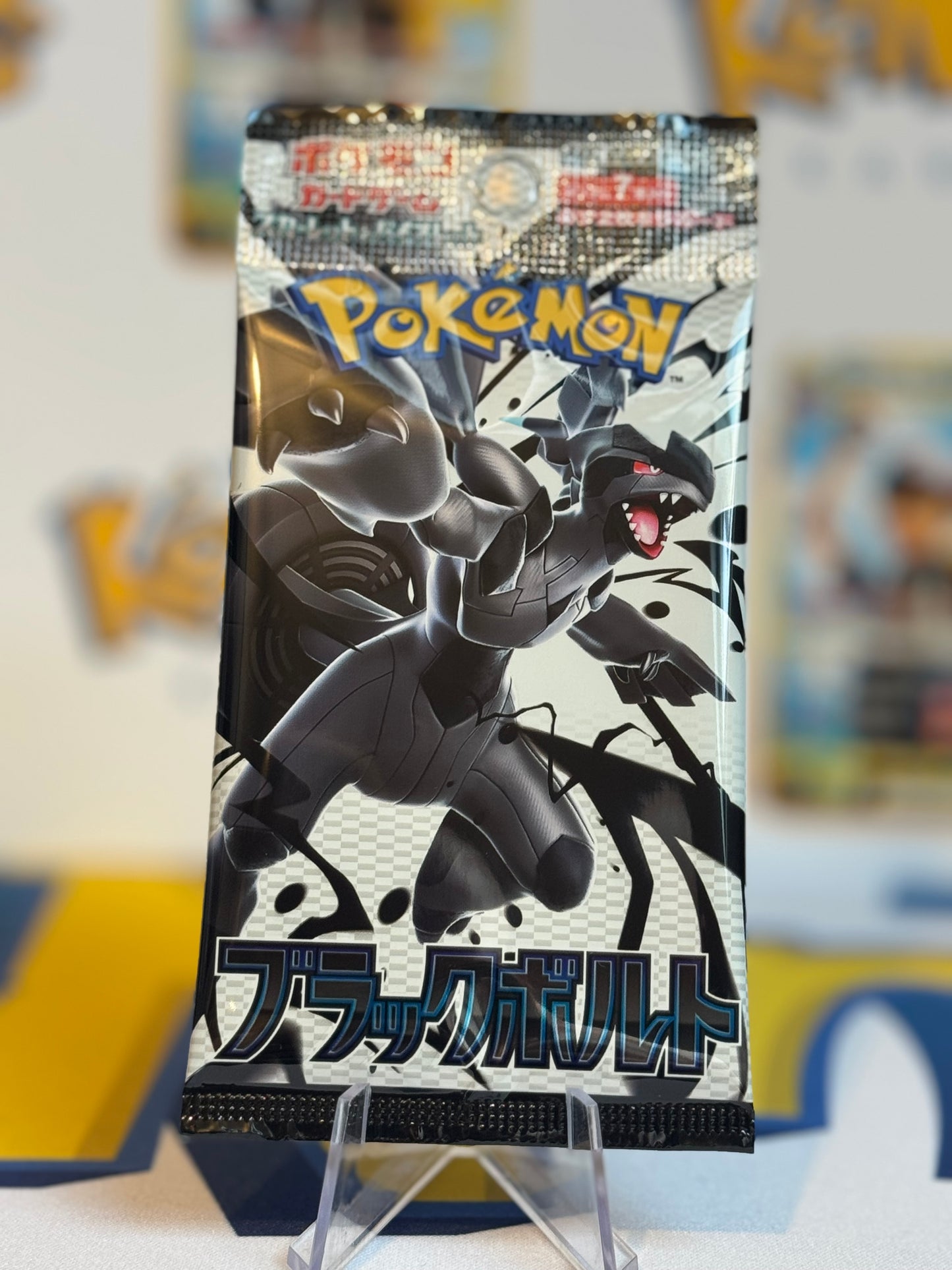 Pokémon TCG: SV11B - Black Bolt (Sealed booster box)