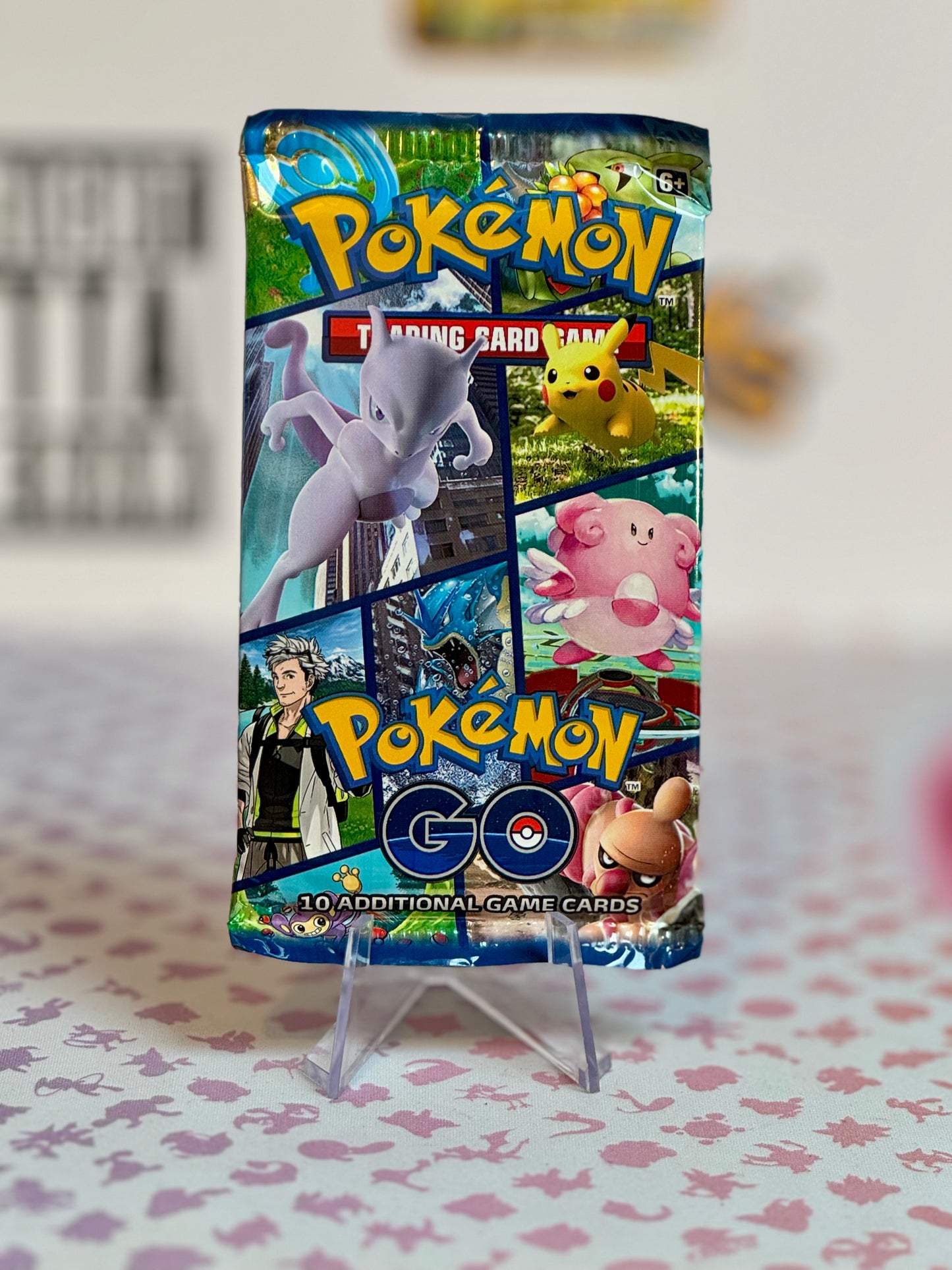 Pokémon TCG: Sword & Shield - Pokémon GO