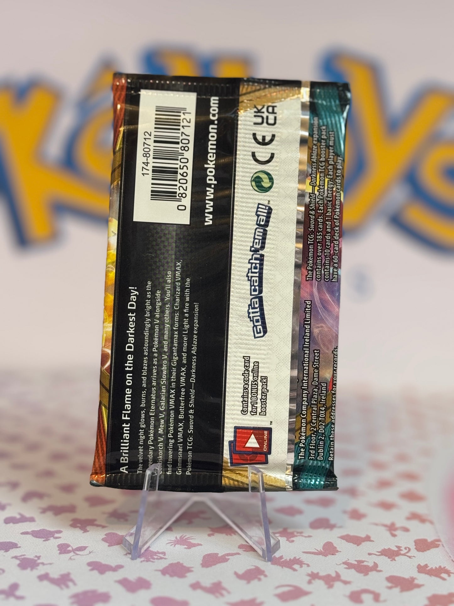 Pokémon TCG: Sword & Shield - REBEL CLASH