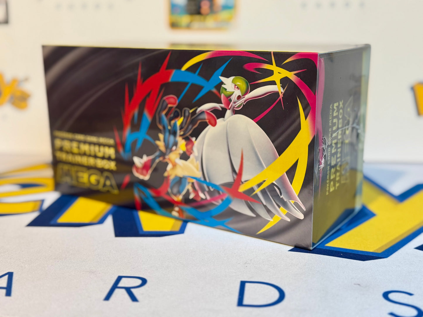 Premium Trainer Box MEGA