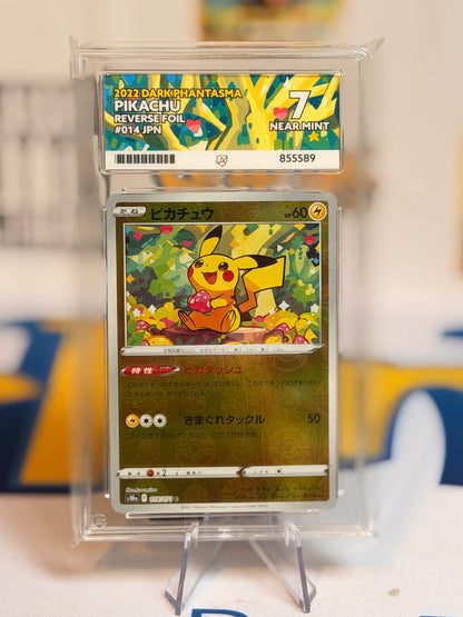 2022 Dark Phantasma - Pikachu - Near Mint 7