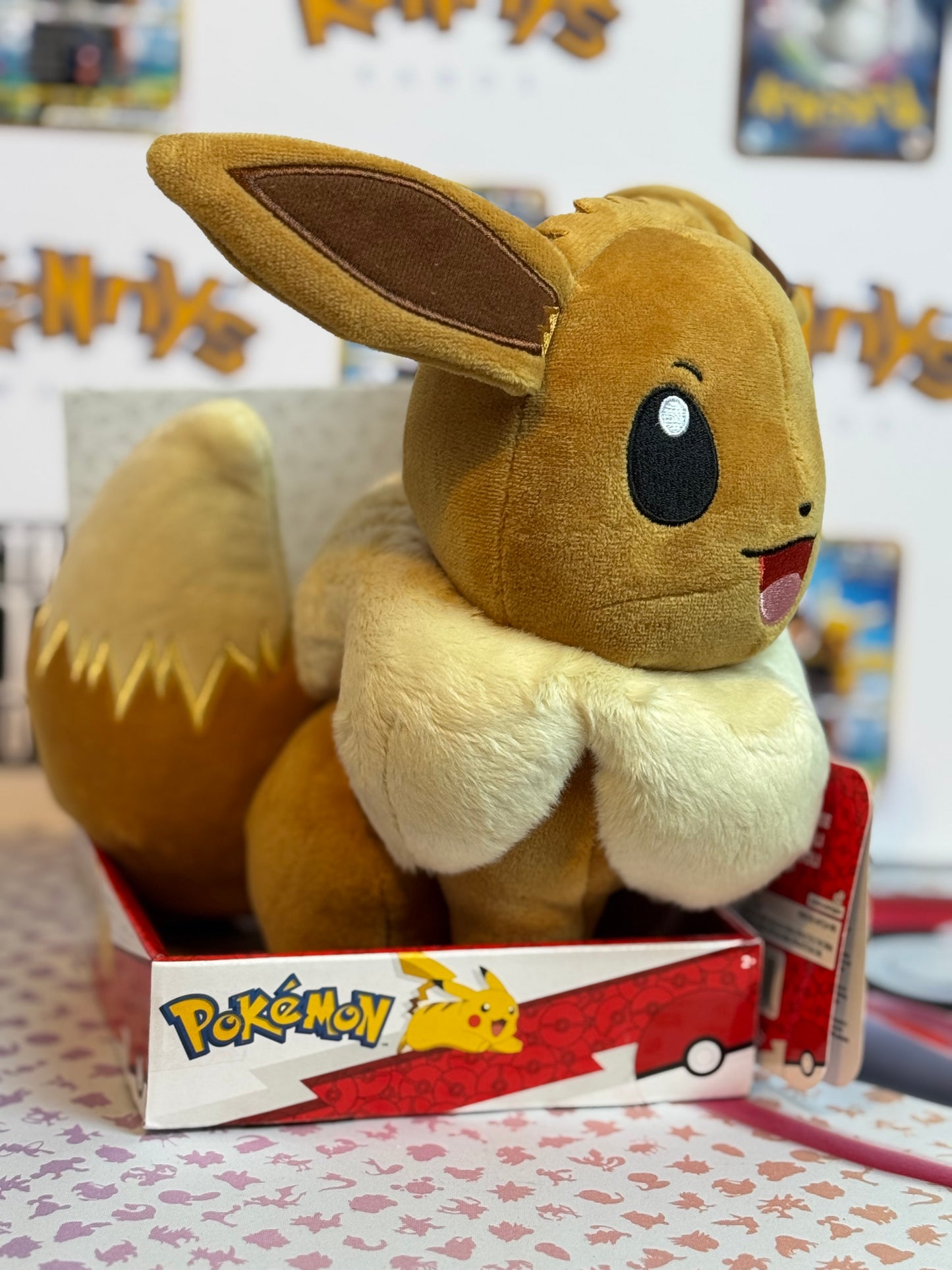 Pokémon 12” Plush toy - Eevee